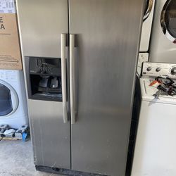 Side By Side Refrigerator 