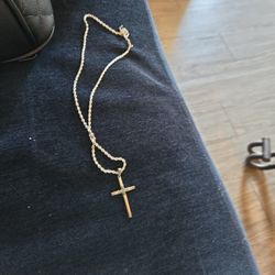 Silver necklace cross brand new