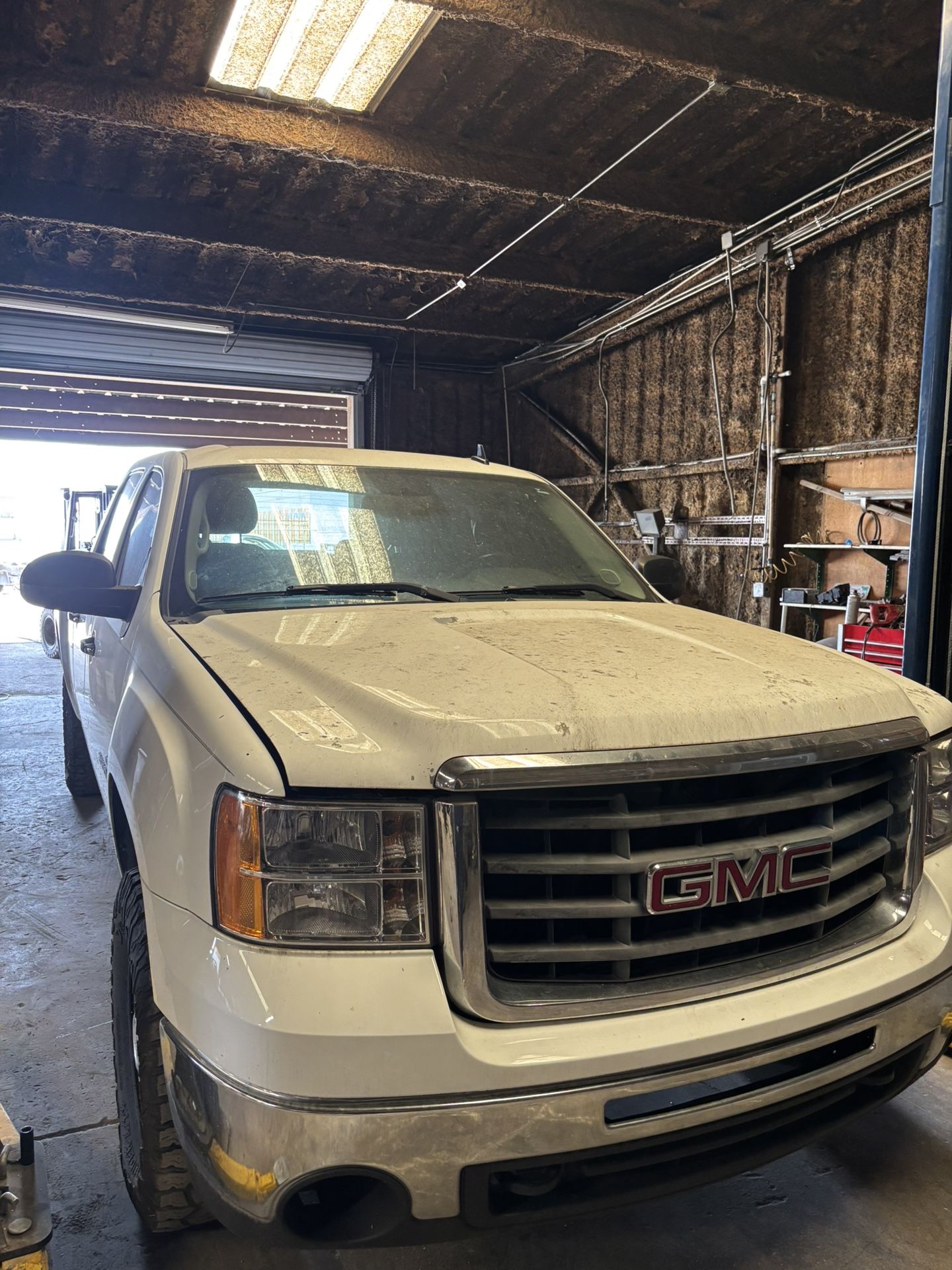 2008 Gmc Sierra 2500 Lmm Duramax Parts / Part Out
