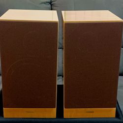 Vintage YAMAHA NS-1 CLASSIC SERIES Brown 2-Way Speakers Tested and Fully Functional