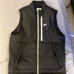 Nike Mens Vest Navy (large)