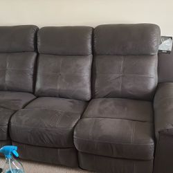 Sofa &loveseat