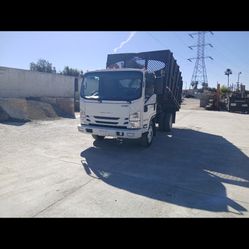 2021 Isuzu Dump Truck