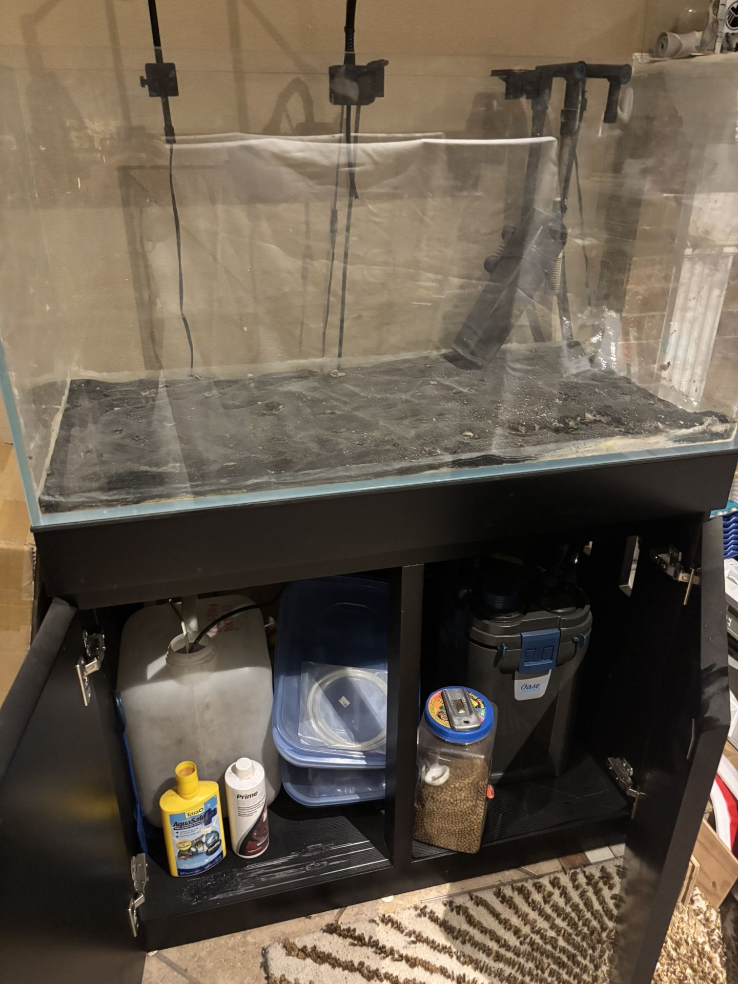 40 Gallon Fish Tank With Black Stand 