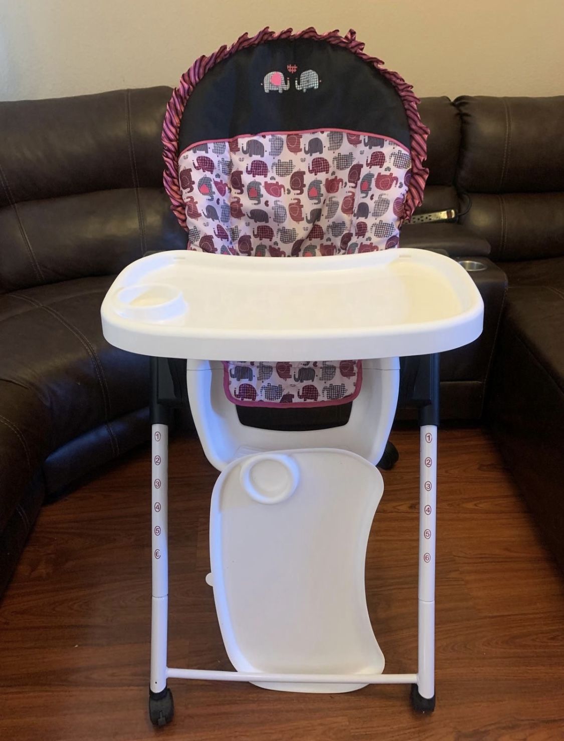 BABY HIGH CHAIR
