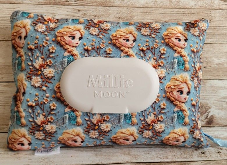 Elsa Millie Moon Wipes Cover