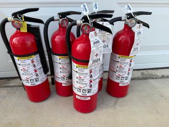 5 Kidde ABC Fire Extinguishers – Serviced – Green Gauges