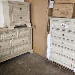 3pc Dresser With Mirror Chest And One Night Stand NEW