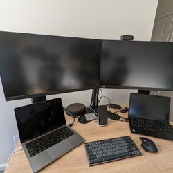 Dual 28" Lenovo 4K Monitors