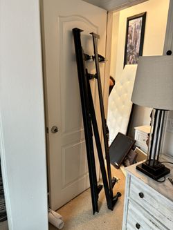 base for bed size queen