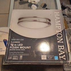 Hampton Bay Led flush Mount