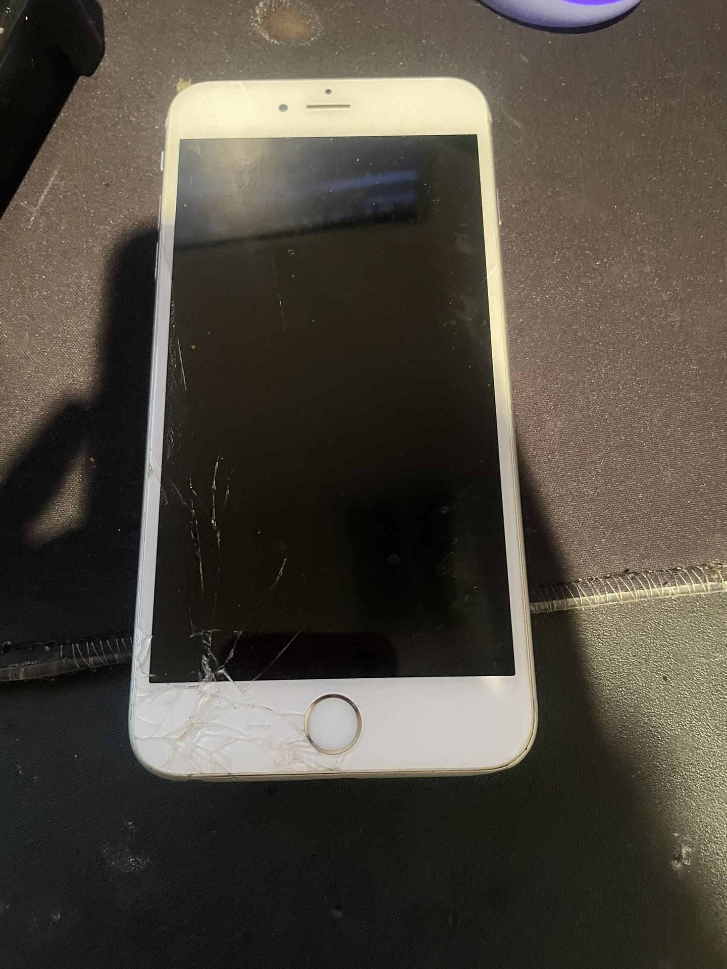 iPhone 8