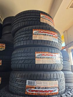 215 45 17 Arroyo Tires Con 50,000 millas de Garantía