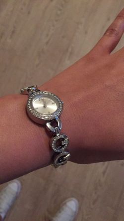 Guess Bracelet watch w diamonds