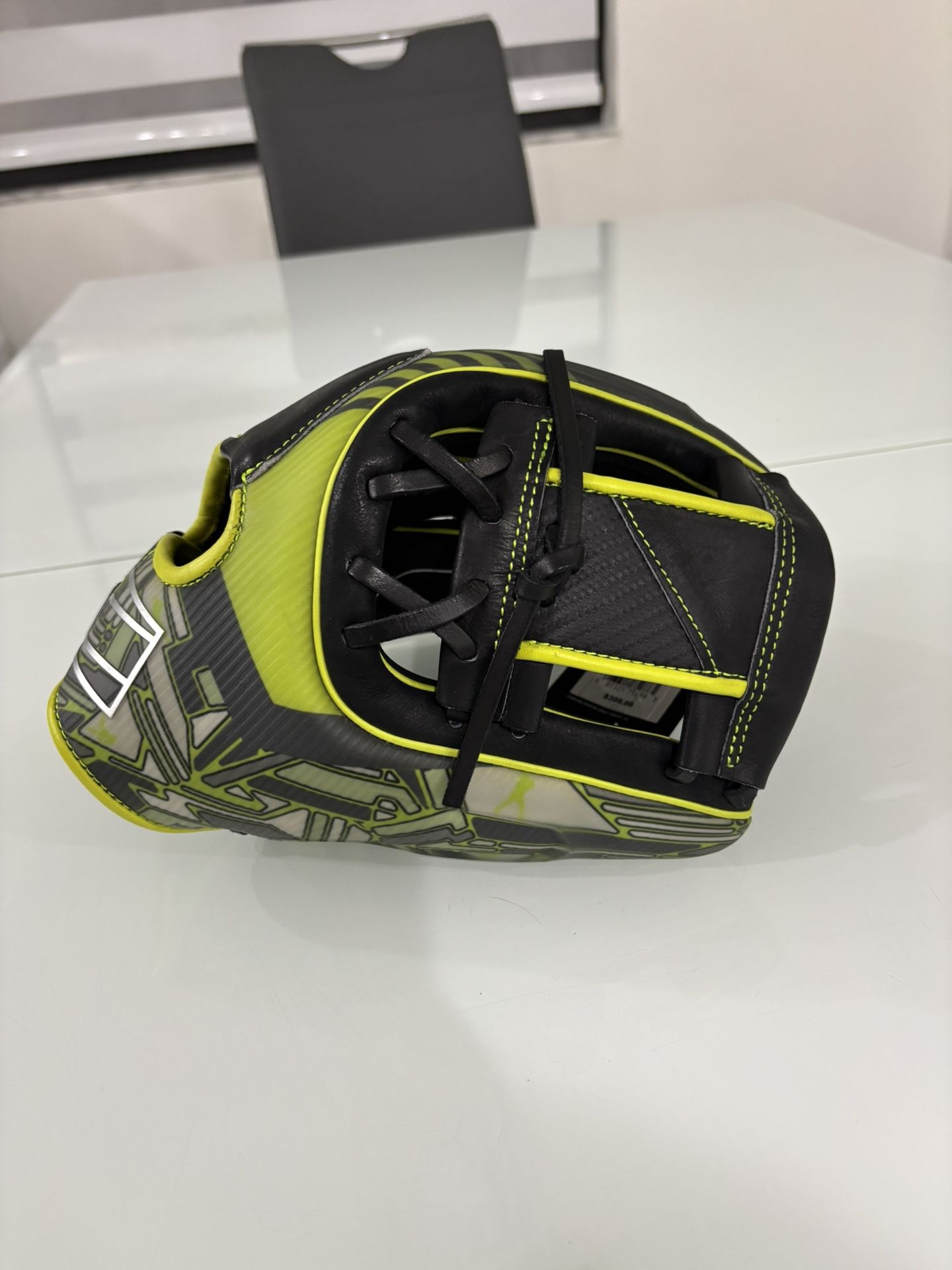 Lindor Rawlings Glove