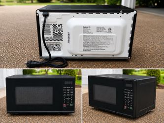 Black Walmart Microwave – Works Great