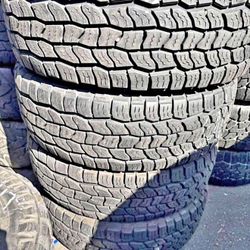 275/70/18 Vendo Un Set De Llantas Cooper En Muy Buenas Condiciones De Vida Las 4📲🤩✅