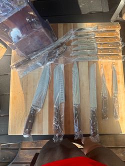 New 15 piece kitchen knife set