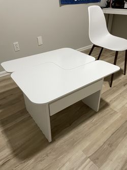 White Nesting Coffee Table Set