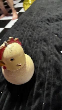Chickens Pepper Grinder Wood and Plastic
