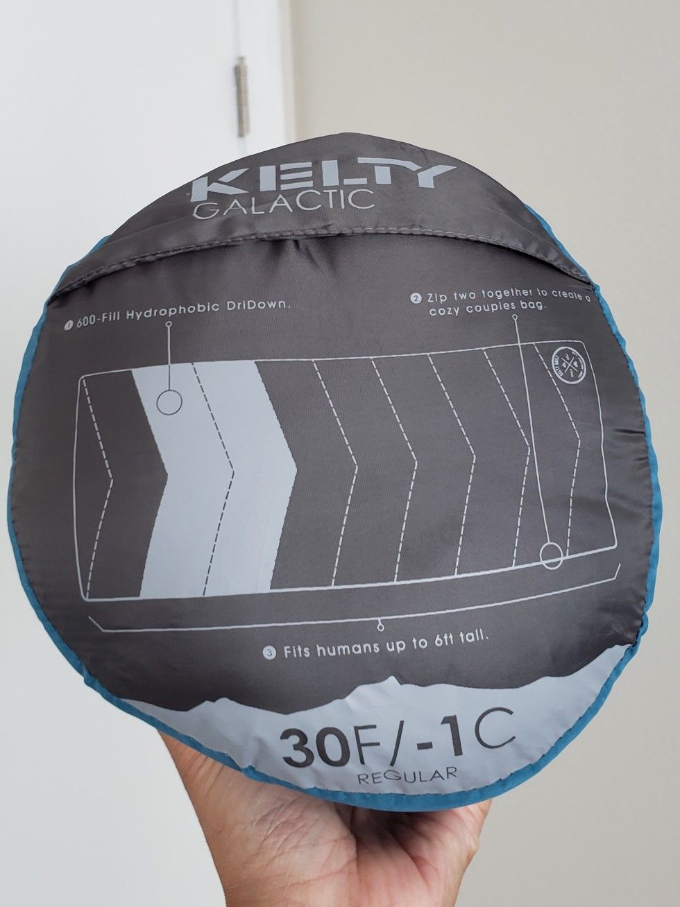 Kelty Galactic Sleeping Bag - 30-d F, fits human up to 6 ft tall