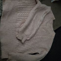 MOVING SALE - Women's Knit Sweater