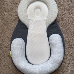 Babymoov Anti-Flip Portable Pillow Mattress/Lounger 