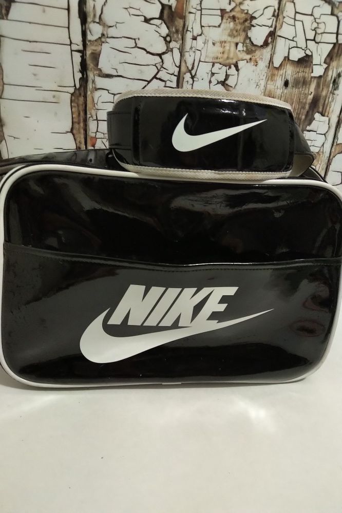 Vintage Nike Shoulder Bag Briefcase Messenger Laptop Bag Shiny Black & White