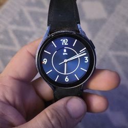 Samsung Galaxy Watch 5 
