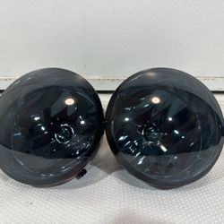 Toyota tundra solara/Sequoia/Tundra fog light year 2004 to 2016