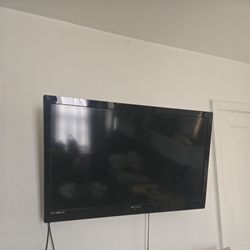 42 In.  Emerson Television 