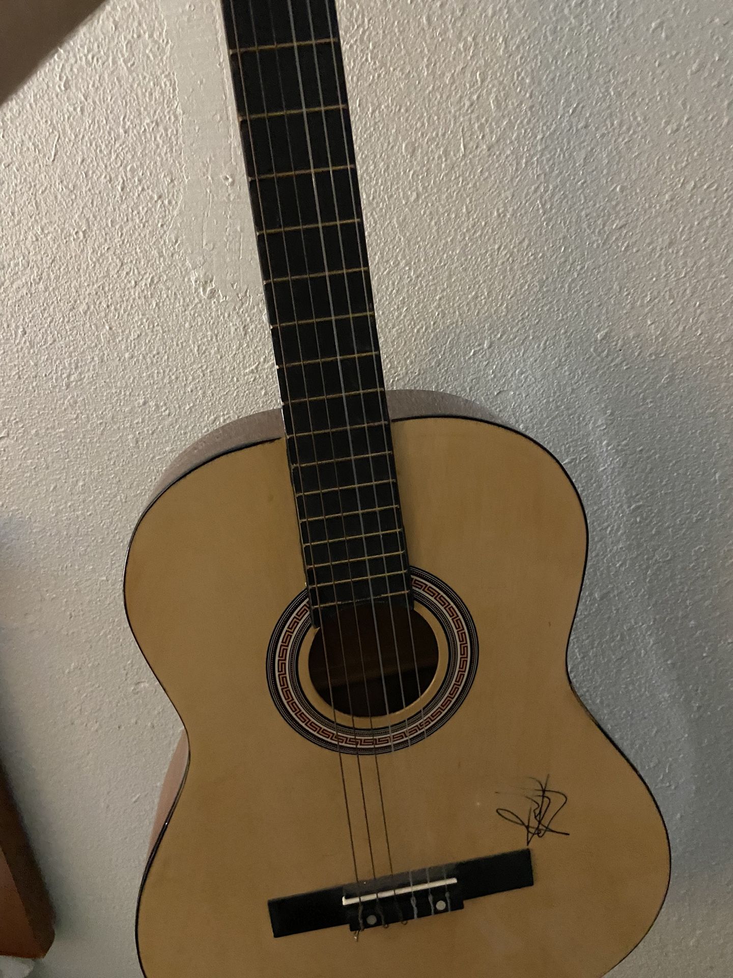 Acoustic guitar for beginners for Sale in Kissimmee, FL OfferUp
