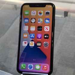 iPhone XR 64GB Unlocked 