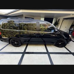 Honda Odyssey 2006 182,998 Clean Titles 2ed Owner 