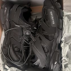 Balenciaga Track