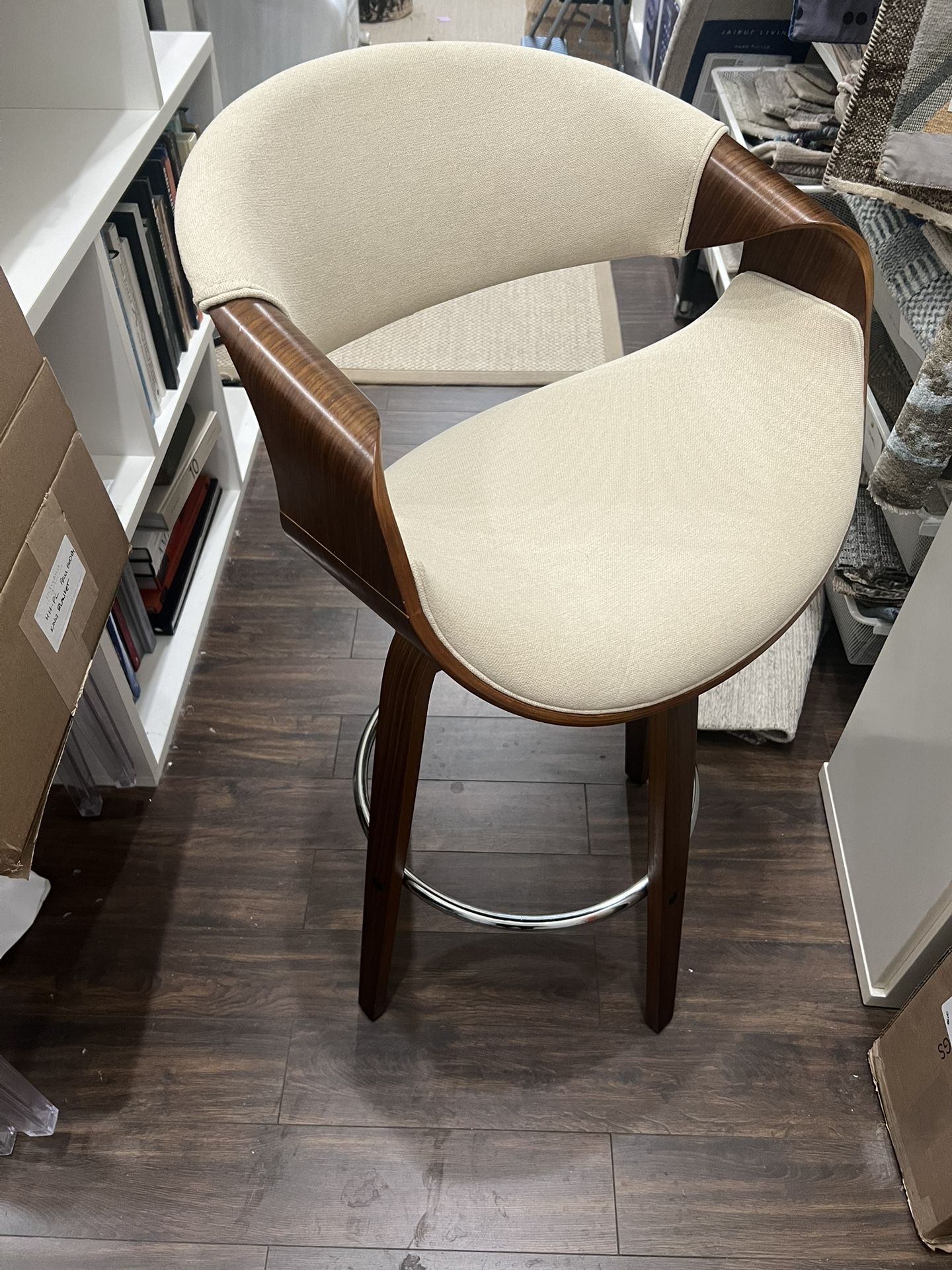 Set Of 4 Curving Bar Stools