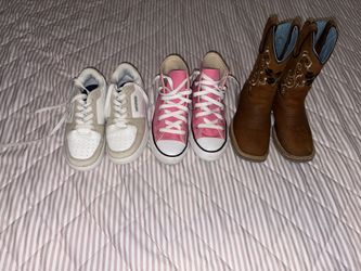 Girl shoes