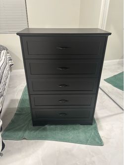 5 drawer dresser for sale