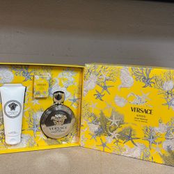 Versace Eros Pour Femme Women’s Gift Set
