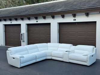 Couch/Sofa Sectional - Electric Recliners - White - Delivery Available 🚛