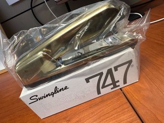 New Gold Swingline 747 Stapler