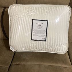 Royal Hotel Collection Silk Luxury Silk Down Comforter 