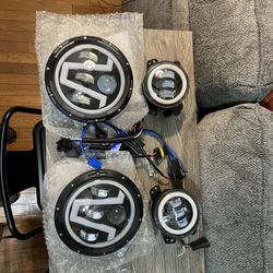 Jeep Head Lights And Fog Lights