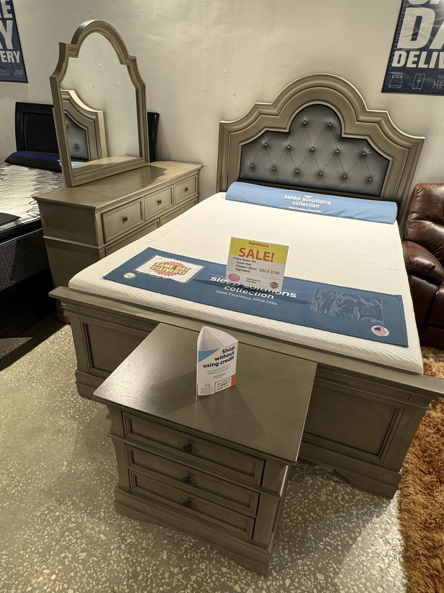 Gorgeous Frisco Queen Bed Set!$799!*SAME DAY DELIVERY*NO CREDIT NEEDED*EASY FINANCING*HUGE SALE*