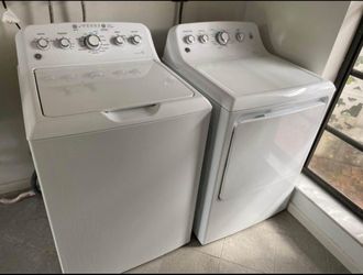 GE Washer And Dryer Set