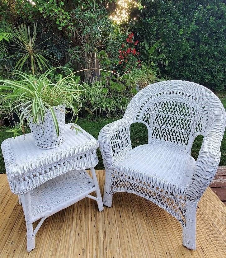 Beaded Wicker Chair & Table