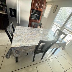 4 chair Dinning Table