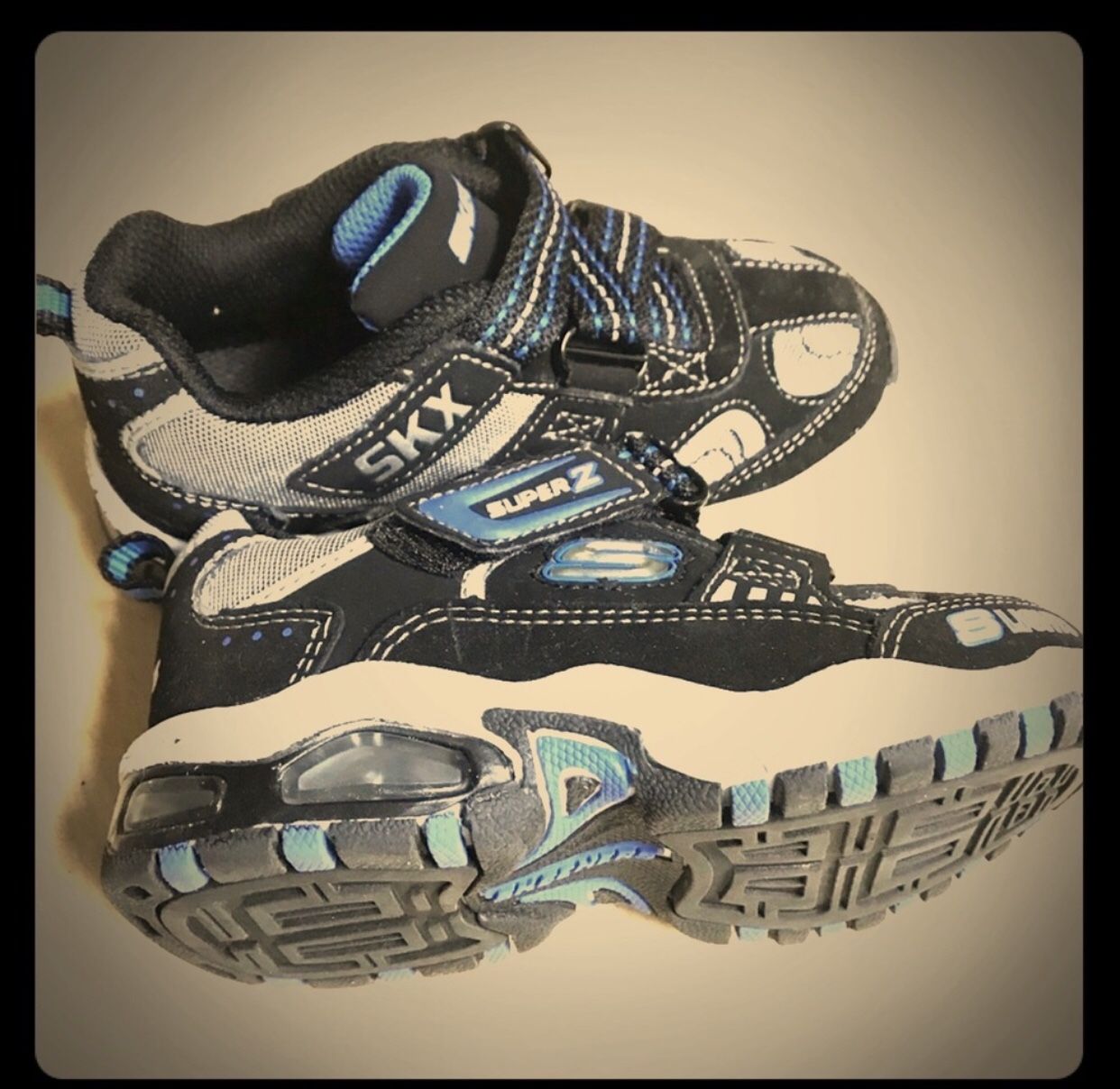 Sketchers Light Boys Sneakers
