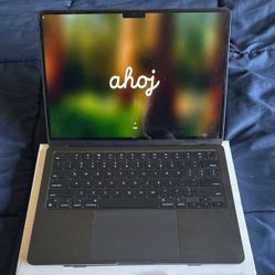 Apple M3 MacBook Air 