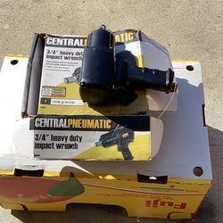 Central pneumatic  3/4 heaven duty impact  wrench but brand new is still in the box